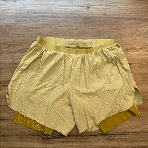 Lululemon Men’s Surge Line Shorts 6” Special Edition